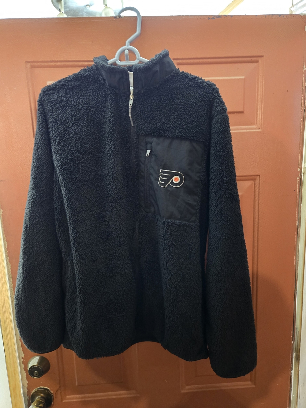 NHL Women’s Black Sherpa Jacket with Flyers Patch